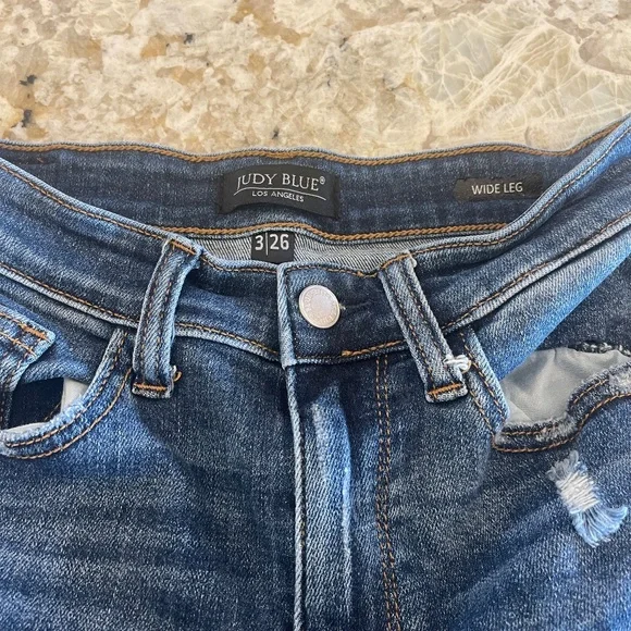 Judy Blue Wide Leg Raw Hem Blue Jeans Distressed Denim Los Angeles High End 26 - Picture 3 of 9